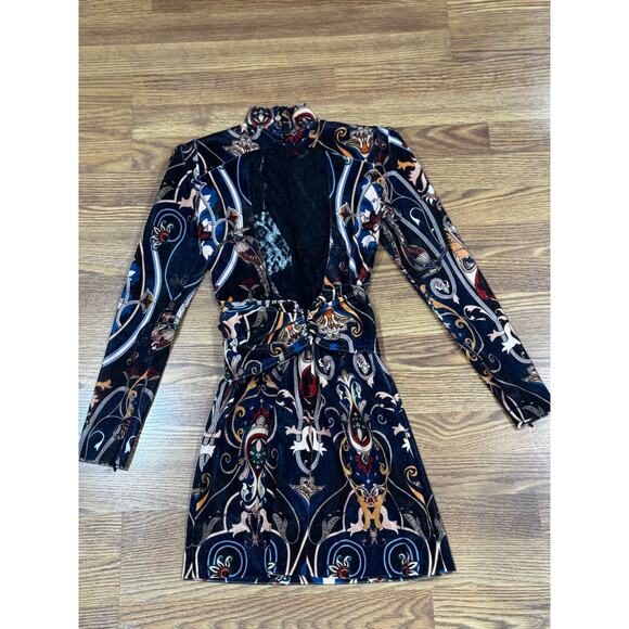 DUNDAS VELVET & LACE PAISLEY PRINT LONG SLEEVE MINI DRESS W FRONT BELT DETAIL 36 - Picture 11 of 13